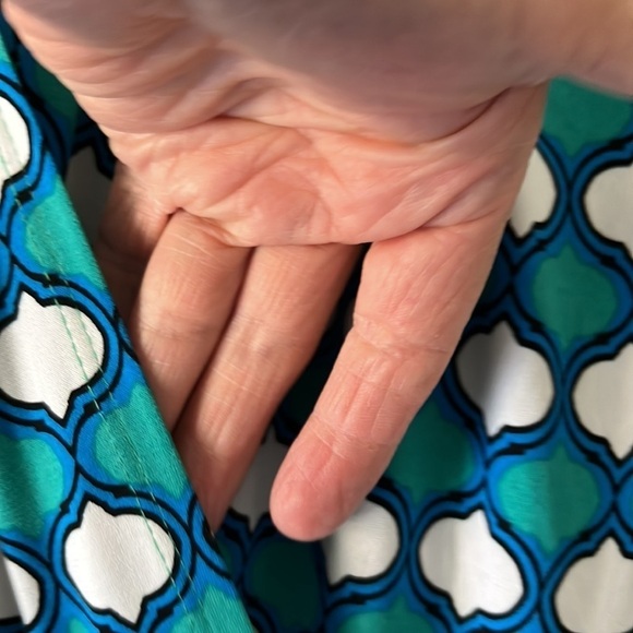 Laundry small capped sleeve dress. Size XL - Picture 8 of 9